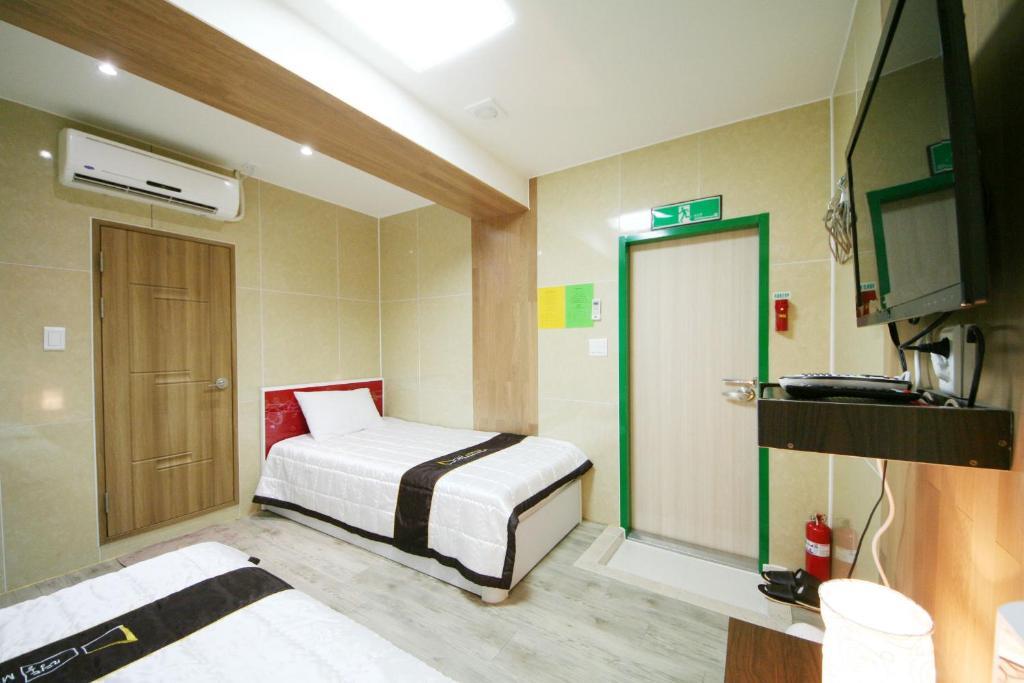 Guesthouse Myeongdong 2 Seoul Phòng bức ảnh