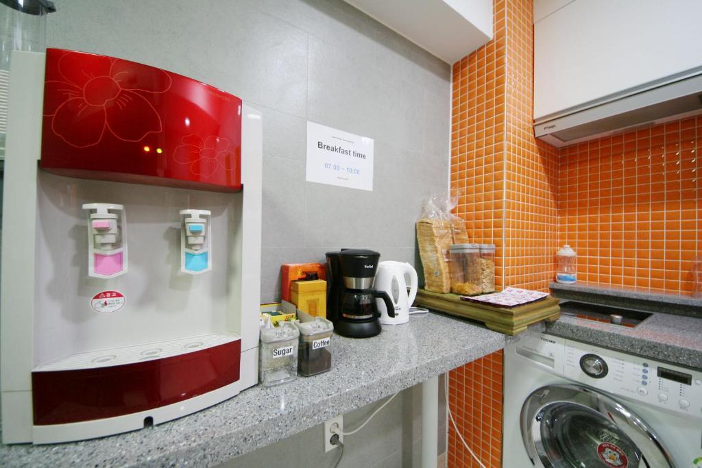 Guesthouse Myeongdong 2 Seoul Ngoại thất bức ảnh