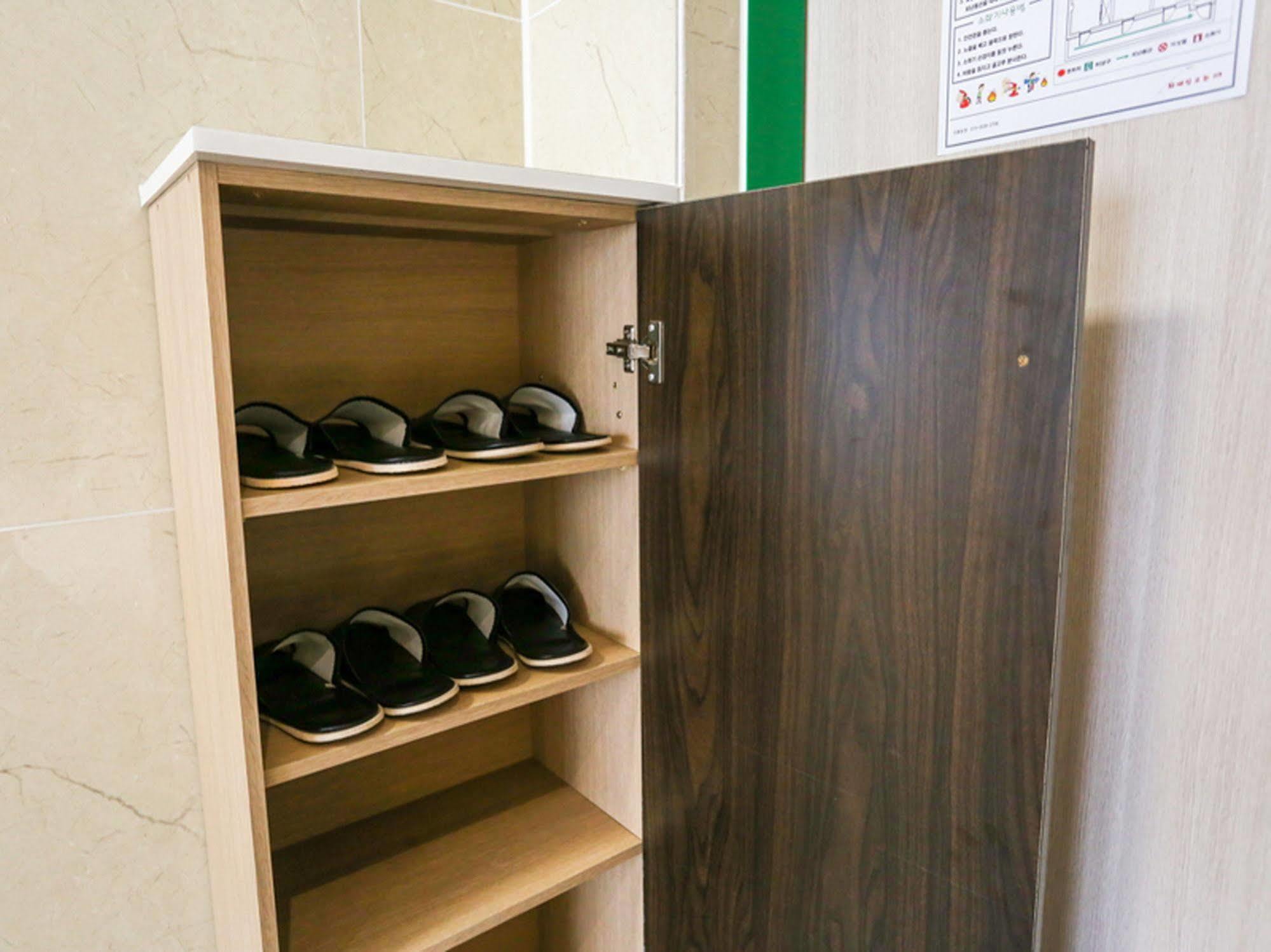 Guesthouse Myeongdong 2 Seoul Ngoại thất bức ảnh