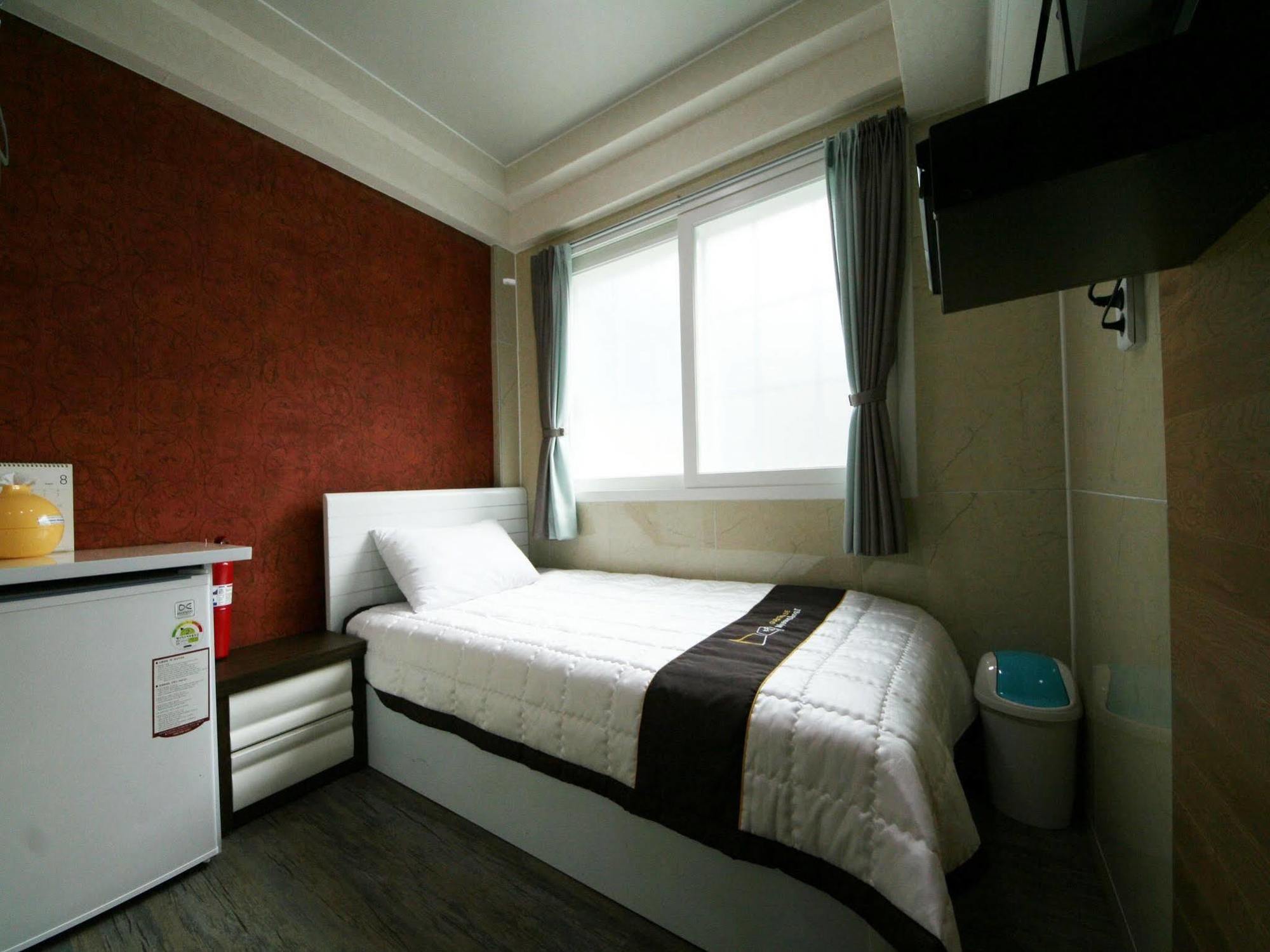 Guesthouse Myeongdong 2 Seoul Ngoại thất bức ảnh
