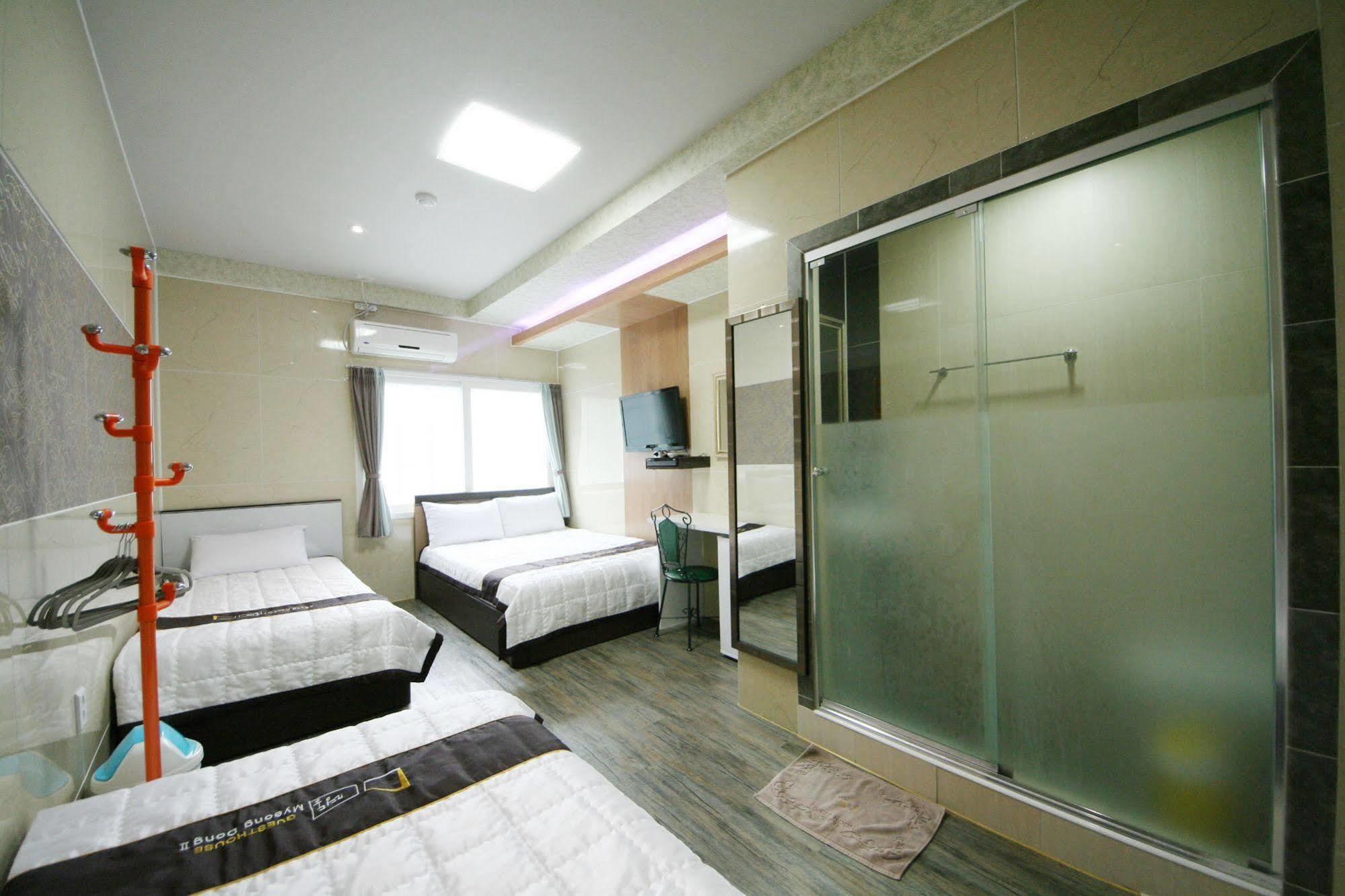 Guesthouse Myeongdong 2 Seoul Ngoại thất bức ảnh